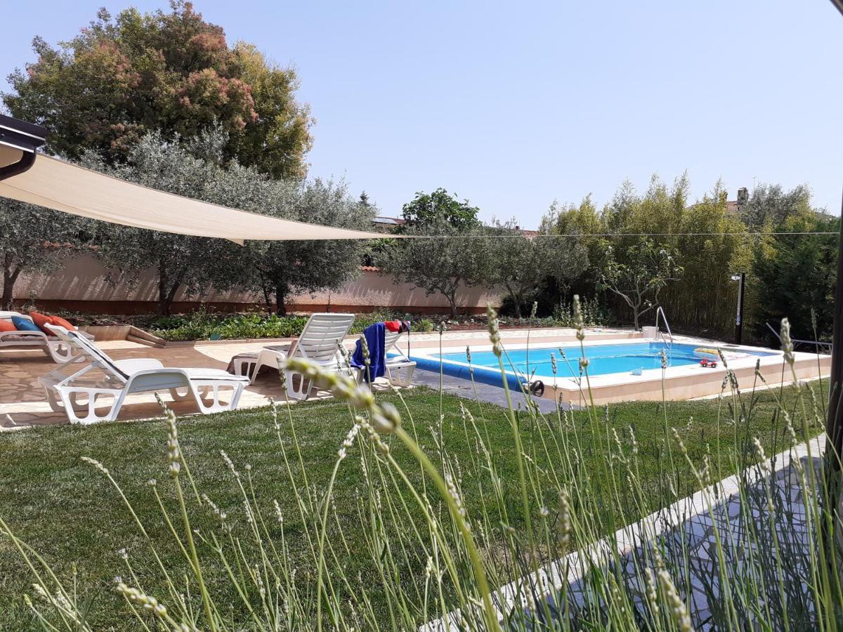 Apartments Morje Umag Luaran gambar