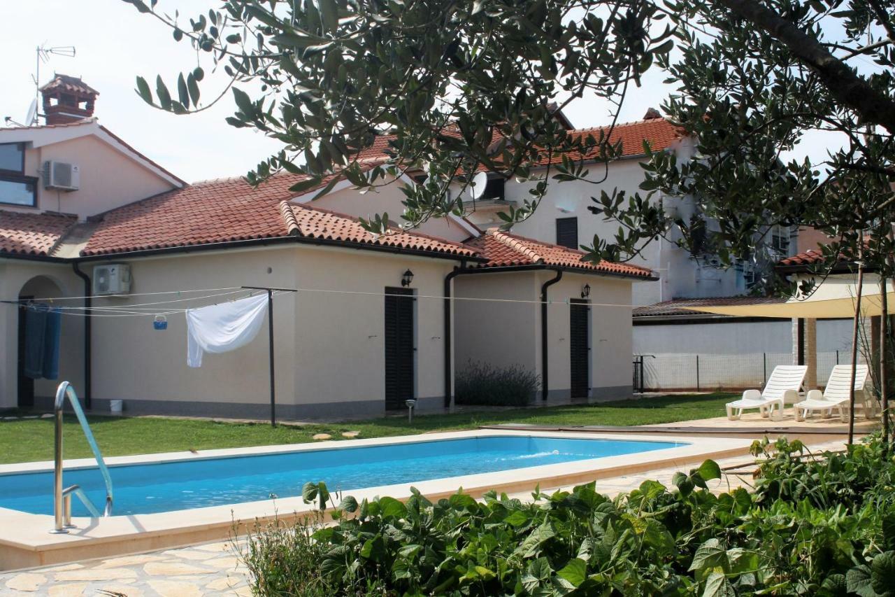 Apartments Morje Umag Luaran gambar